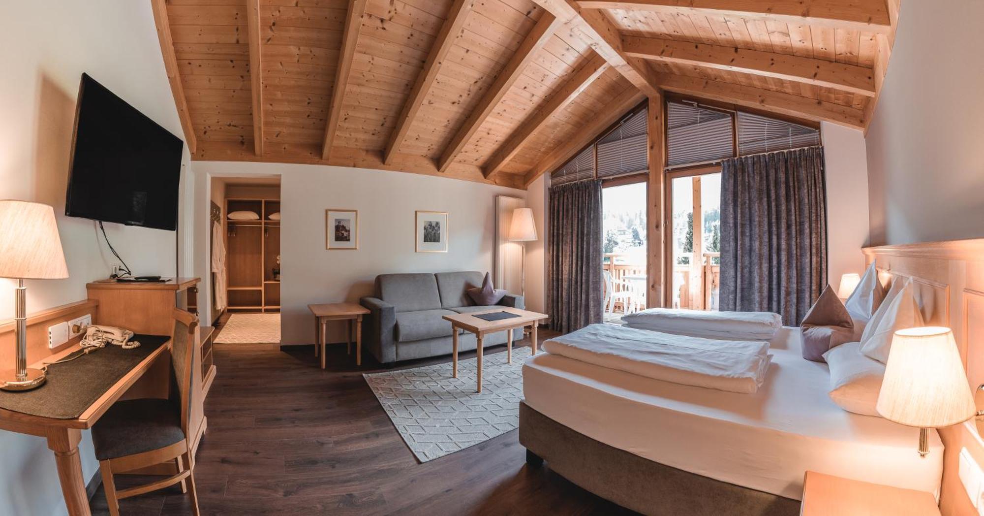 Hotel Reischach Brunico Dış mekan fotoğraf