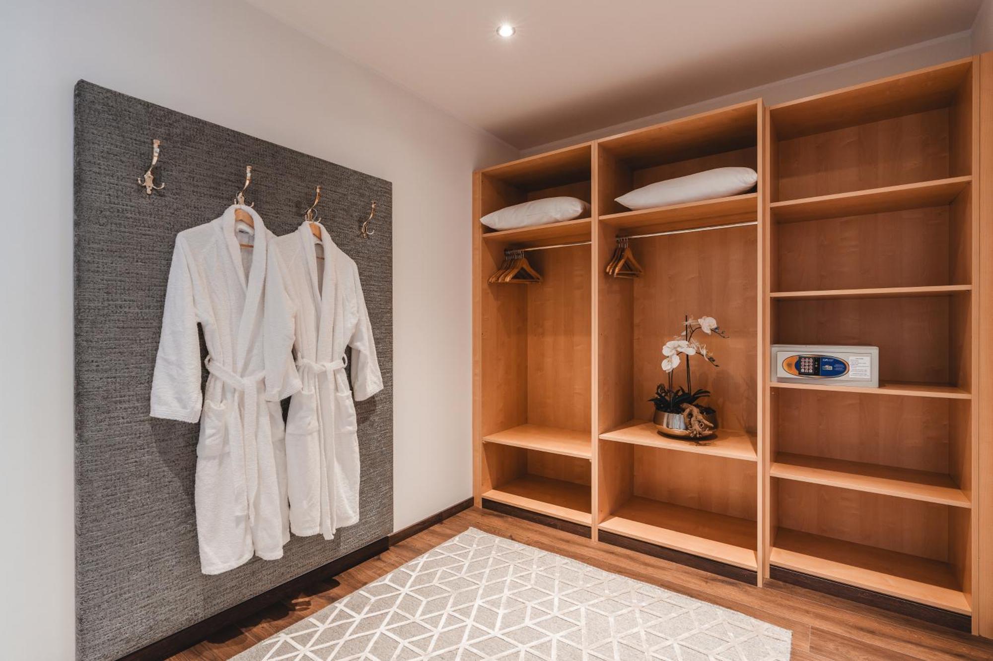 Hotel Reischach Brunico Dış mekan fotoğraf