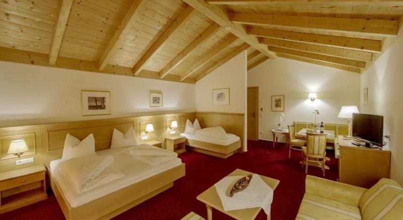 Hotel Reischach Brunico Dış mekan fotoğraf