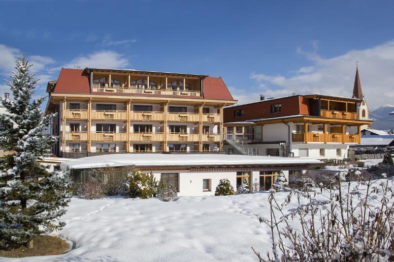 Hotel Reischach Brunico Dış mekan fotoğraf