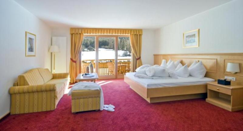 Hotel Reischach Brunico Dış mekan fotoğraf
