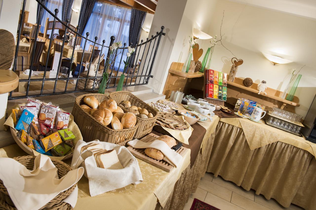 Hotel Reischach Brunico Dış mekan fotoğraf